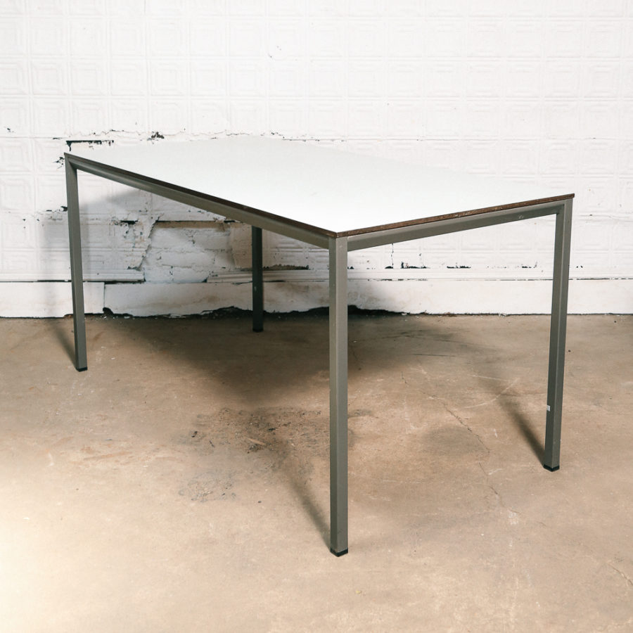 friso_kramer_table_gray-1-2