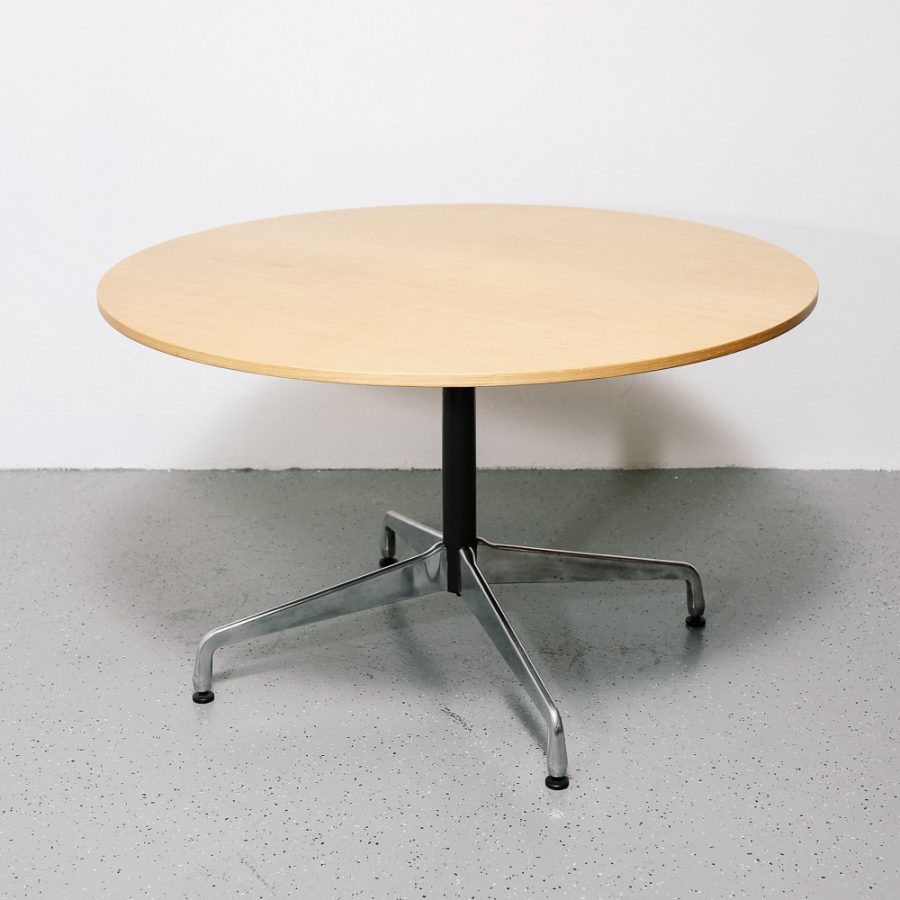 eames_table-1-2