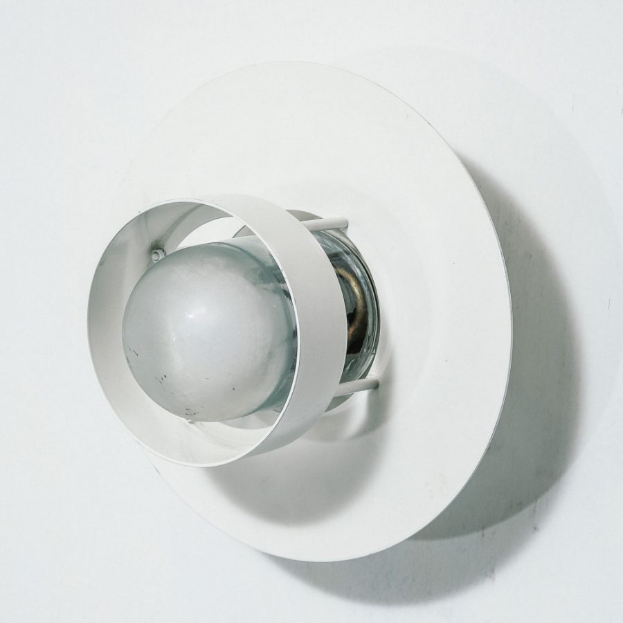 louis_poulsen_wall_sconce-1-2